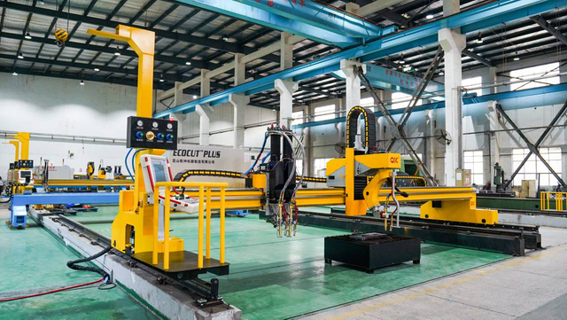 ECOCUT PLUS CNC Plasma Oxyfuel Bevel Cutting Machine